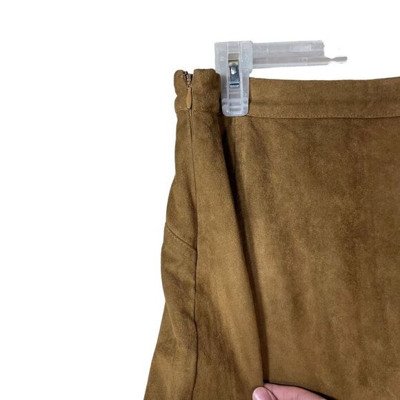 Abercrombie and Fitch‎ Women’s Brown Suede Like Mini Skirt Size 2 - Picture 3 of 5